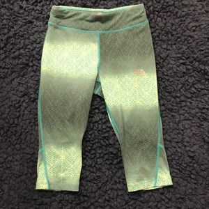 The North Face girls’ leggings- size medium